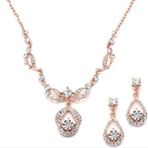 Mariella Rose Gold Vintage Crystal Necklace and Earrings 💎